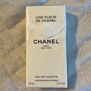 Vintage Rare Chanel Limited Edition Fragrance! Une Fleur de Chanel, 1.2 FL OZ